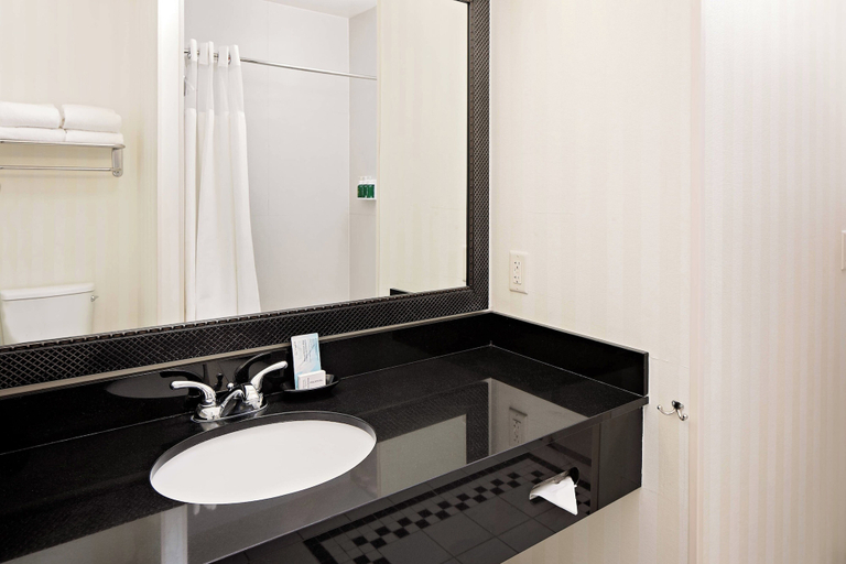 Bathroom 4, Fairfield Inn & Suites by Marriott El Paso, El Paso