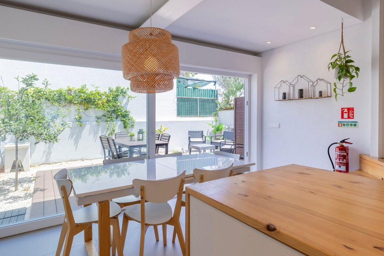 Others 5, Carcavelos Sunny Retreat by LovelyStay, Cascais