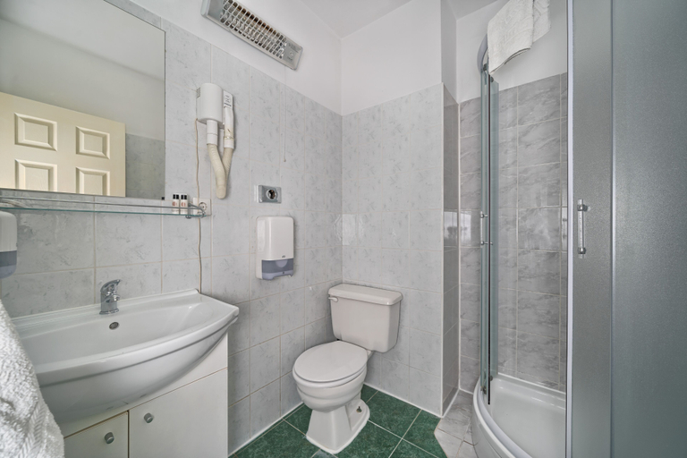 Bathroom 3, Hotel Kastel, Kaštela