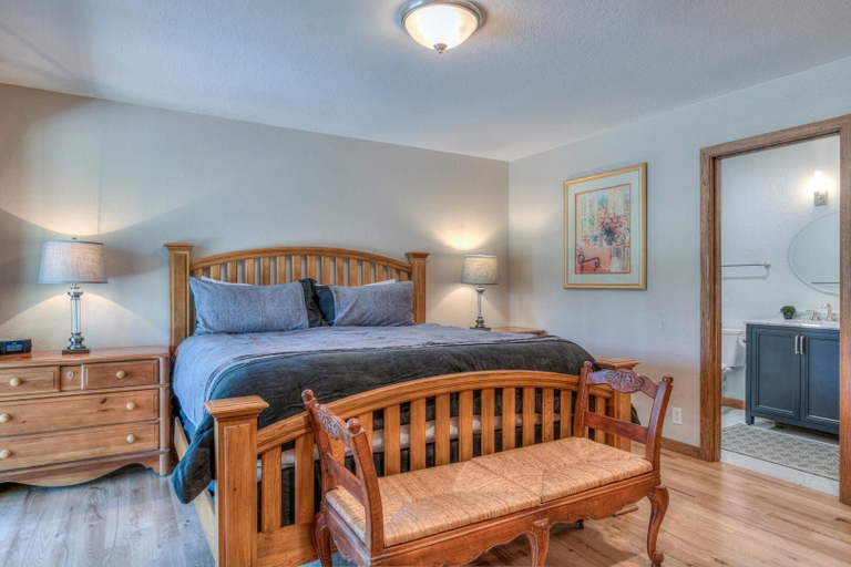 Bedroom 3, Loon Lane 13, Deschutes