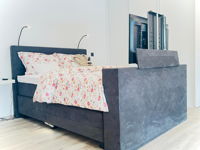 Others 4, Luxurious Escape - Room LoveSerenity with pool and jacuzzi, Vlaams Brabant