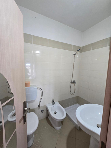 Bathroom 3, VLORA Apartment Studio Sea View, Vlorës