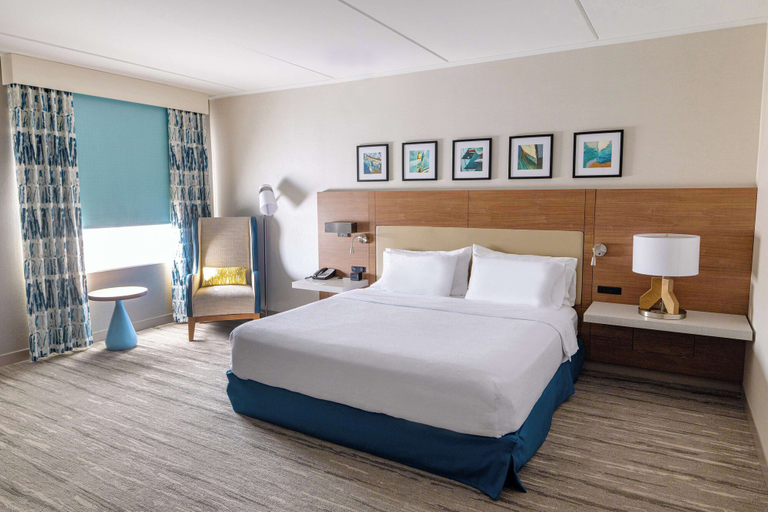 Bedroom 4, Hilton Garden Inn Lakewood, Ocean