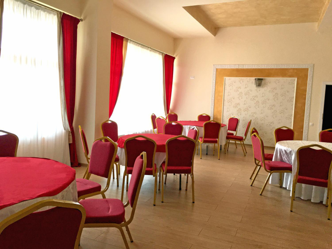 Food & Drinks, Motel Kilometrul Zero, Dragasani