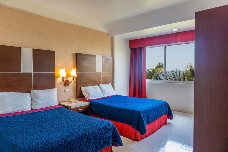 Bedroom 4, Hotel Baluartes, Campeche