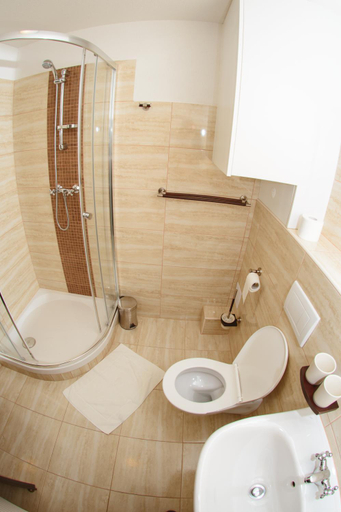 Bathroom 3, Hotel Kaskada, Poprad