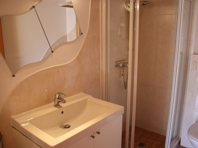 Bathroom, Chalet in Piesendorf Near Kaprun, Zell am See