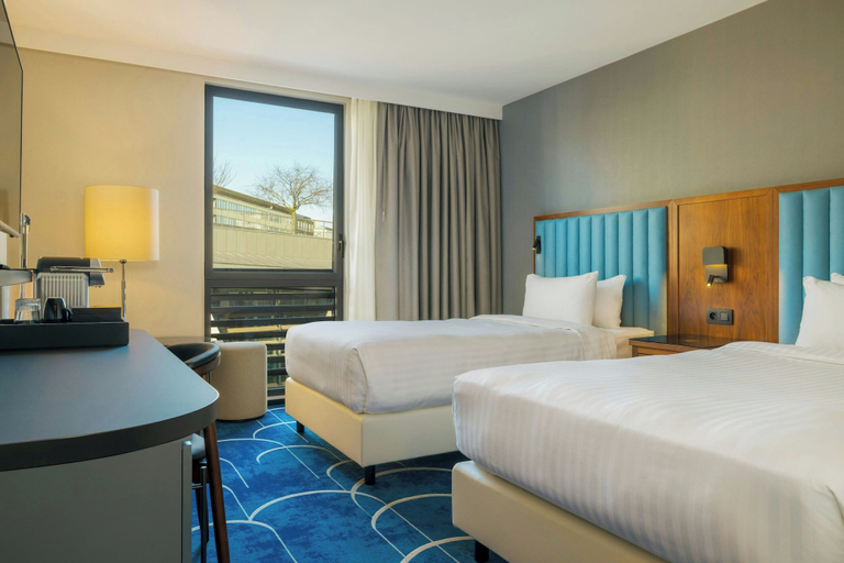 Bedroom 2, Courtyard by Marriott Paris Arcueil, Val-de-Marne