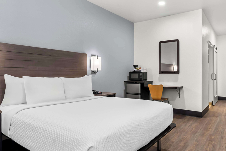 Bedroom 3, SureStay by Best Western Livingston Merced County, Merced