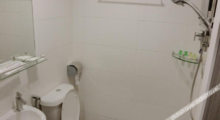 Bathroom 3, Nah Hotel, Johor Bahru
