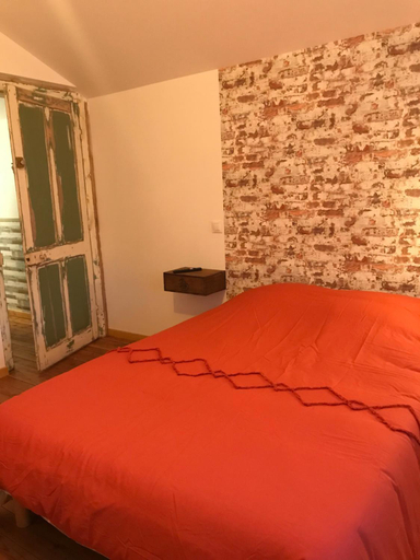 3, La chambre aux briques oranges, Haute-Marne