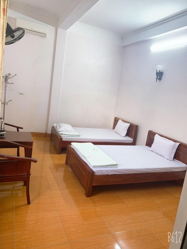 Others 2, Nha Nghi Bien Nho, Cẩm Phả
