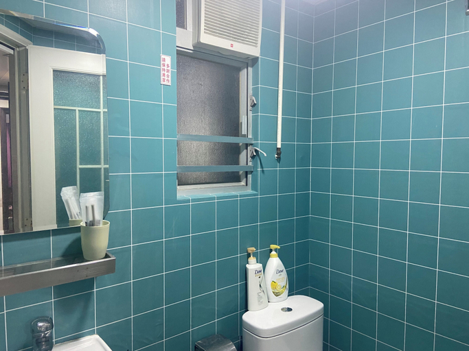 Bathroom 8