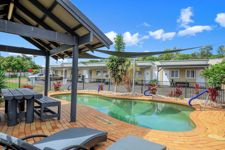 Ned Kelly's Motel, Maryborough
