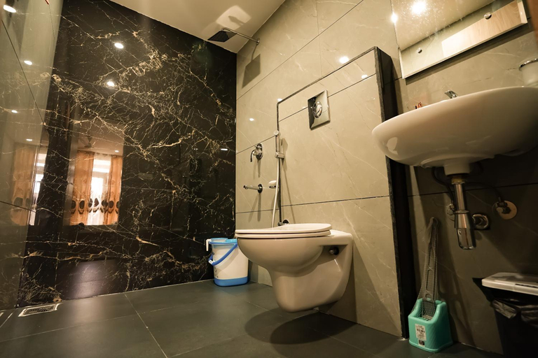 Bathroom 3, Zaabeel Villa Kashmir, Badgam