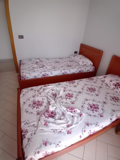 Others 3, Dream rooms, Vlorës