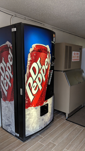 Food & Drinks, Motel 6 New Boston, TX, Bowie