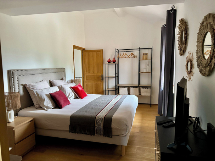 Bedroom 3, La Serre des Mourgues, Gard
