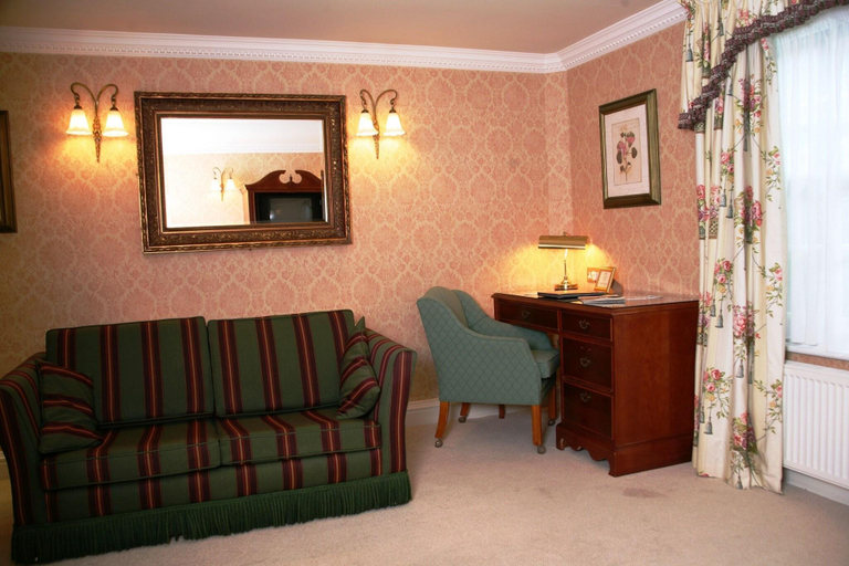 Bedroom 2, Marygreen Manor Hotel, Essex