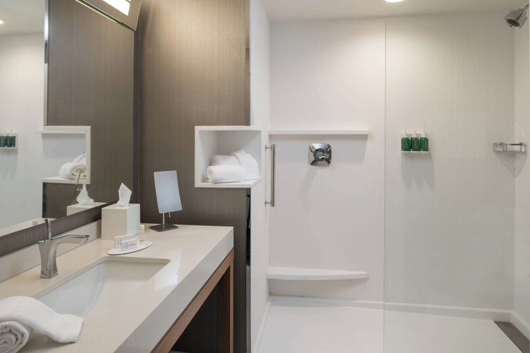 Bathroom 5, Courtyard by Marriott Lafayette South, Lafayette