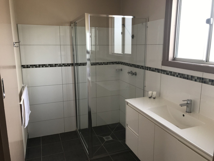 Bedroom 4, Motel Stawell, N. Grampians - Stawell