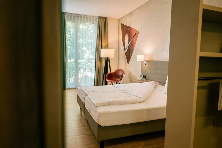 Bedroom 4, Hotel Trezor, Konstanz