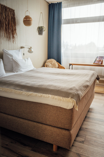 Bedroom 2, Aqua Hotel, Konstanz