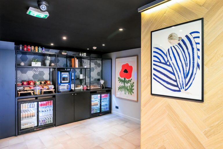 Food & Drinks 5, Staycity Aparthotels Gare de lEst, Paris