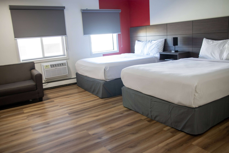 Bedroom 3, Ramada by Wyndham Dawson Creek, Peace River