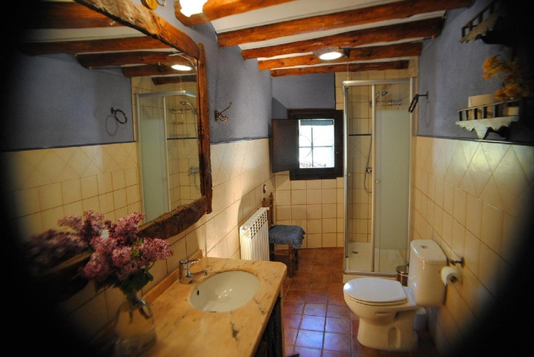 3, Apartaments turistics Moli Can Coll, Girona