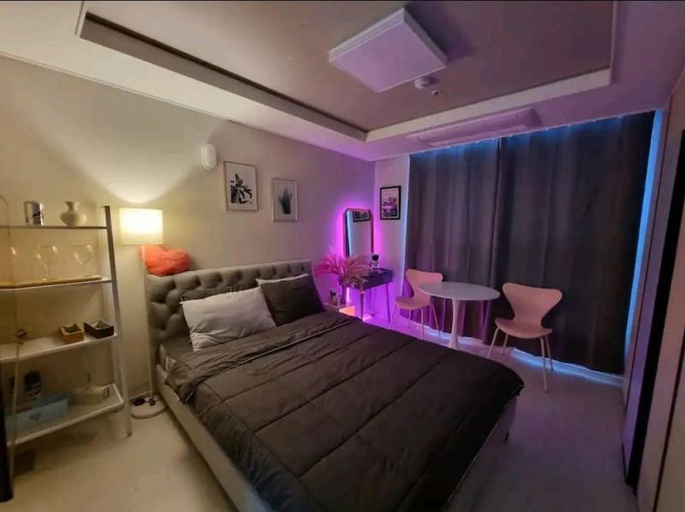 Bedroom 25