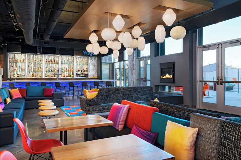 Food & Drinks 5, Aloft by Marriott Waco Downtown, McLennan