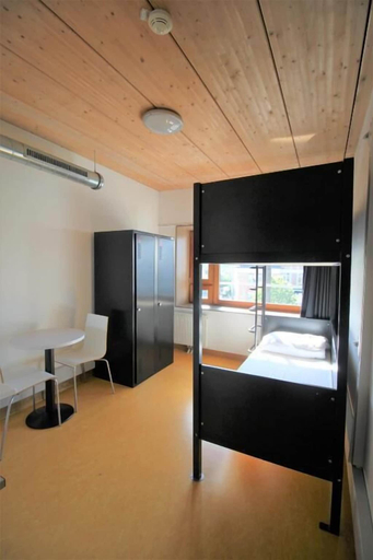 Bedroom 2, Auberge de Jeunesse Paris HI Yves Robert, Paris
