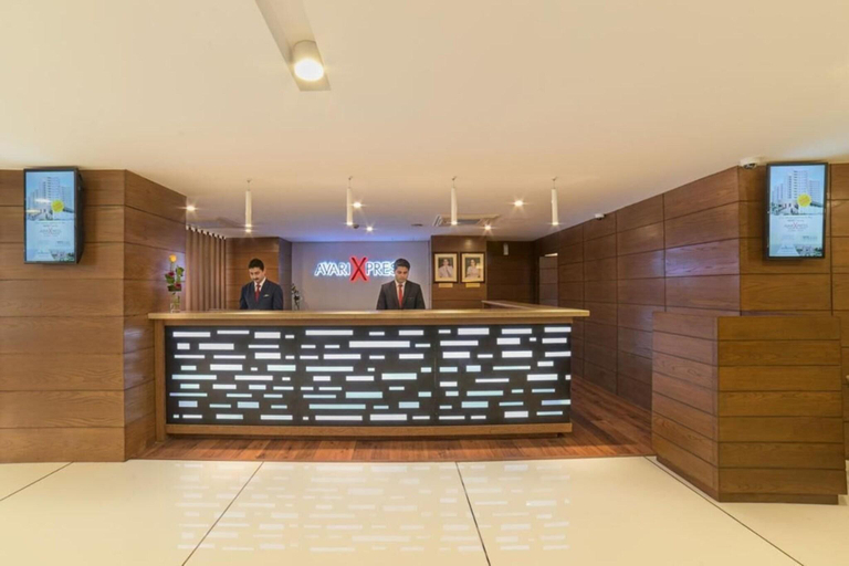 Public Area, Avari Xpress Gulberg, Lahore