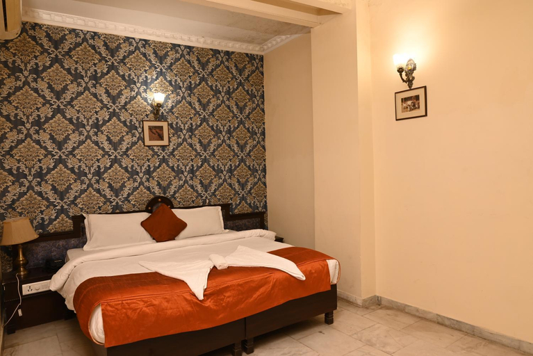 Bedroom 14