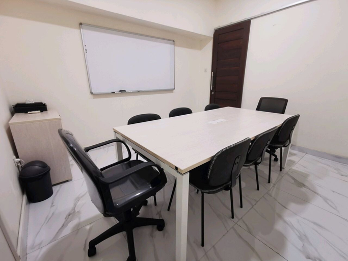 Business Facilities