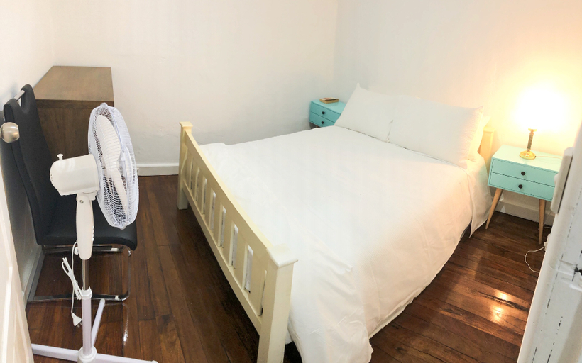 Others 2, Clean Linen free stuff No. 2, Parramatta - Inner