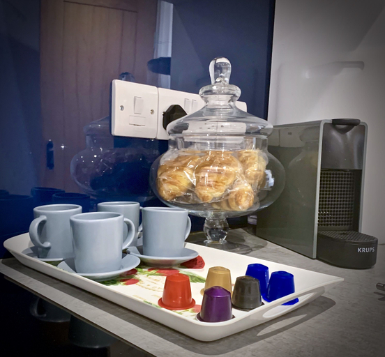 Food & Drinks, Oxford Studios, Oxfordshire