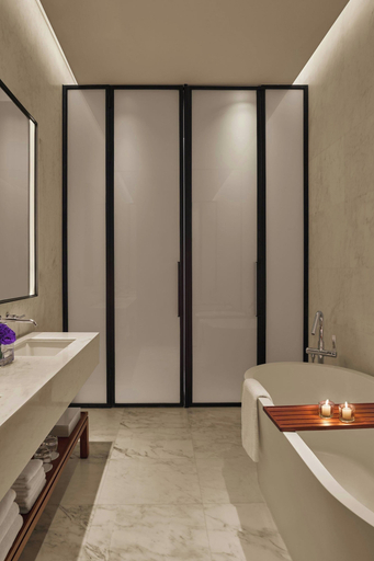 Bathroom 21