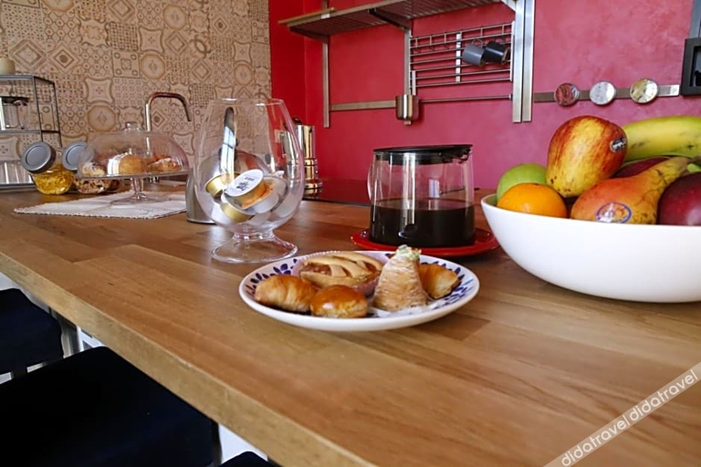 Food & Drinks 5, B&B Binario 39, Napoli