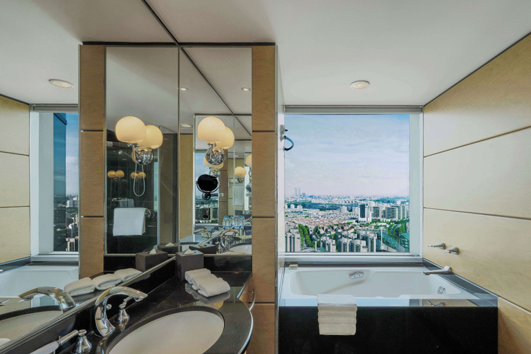Bathroom 7