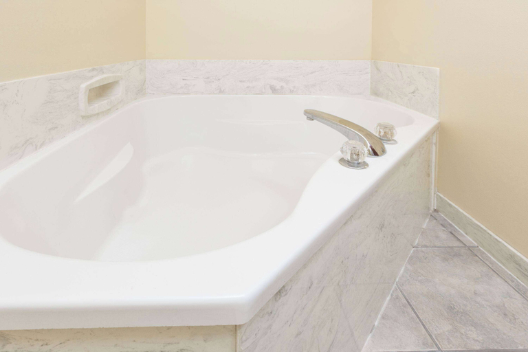 Bathroom 4, Days Inn by Wyndham Rayne/Crowley, Acadia