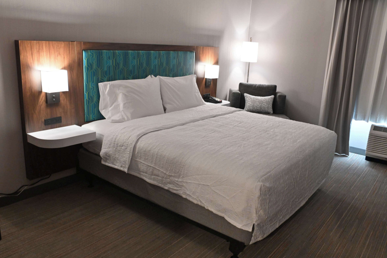 Bedroom 3, Hampton Inn Milpitas, Santa Clara