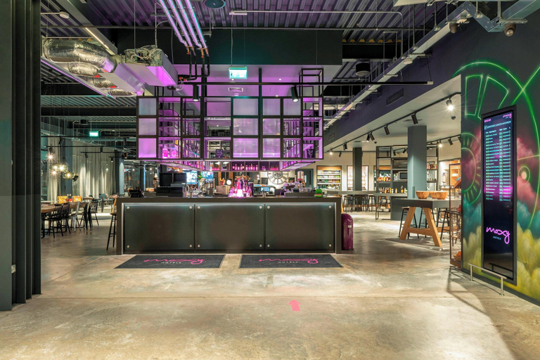 Food & Drinks 5, MOXY London Heathrow Airport, London