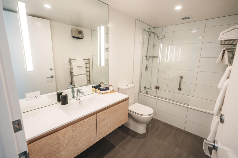 Bathroom 4, Blue Peaks Apartments, Queenstown-Lakes