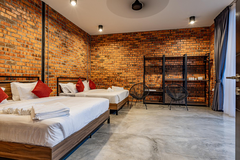 Bedroom 13