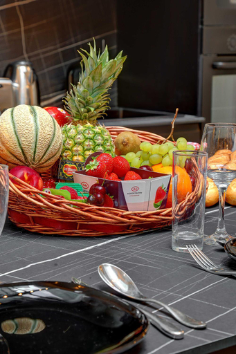 Food & Drinks 4, Elegant apartment with AC - 3BR-10P- Le Marais, Paris