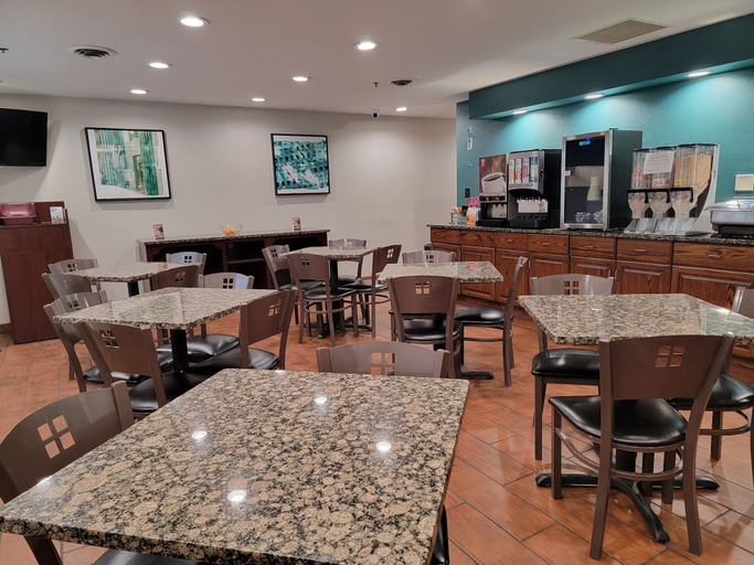 Food & Drinks 5, Best Western Fort Wayne Inn & Suites North, Allen