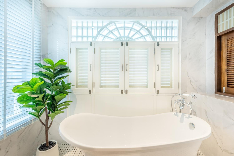Bathroom 6