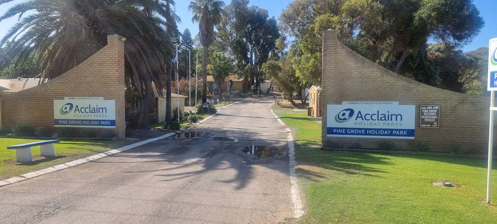 Acclaim Pine Grove Holiday Park, Esperance